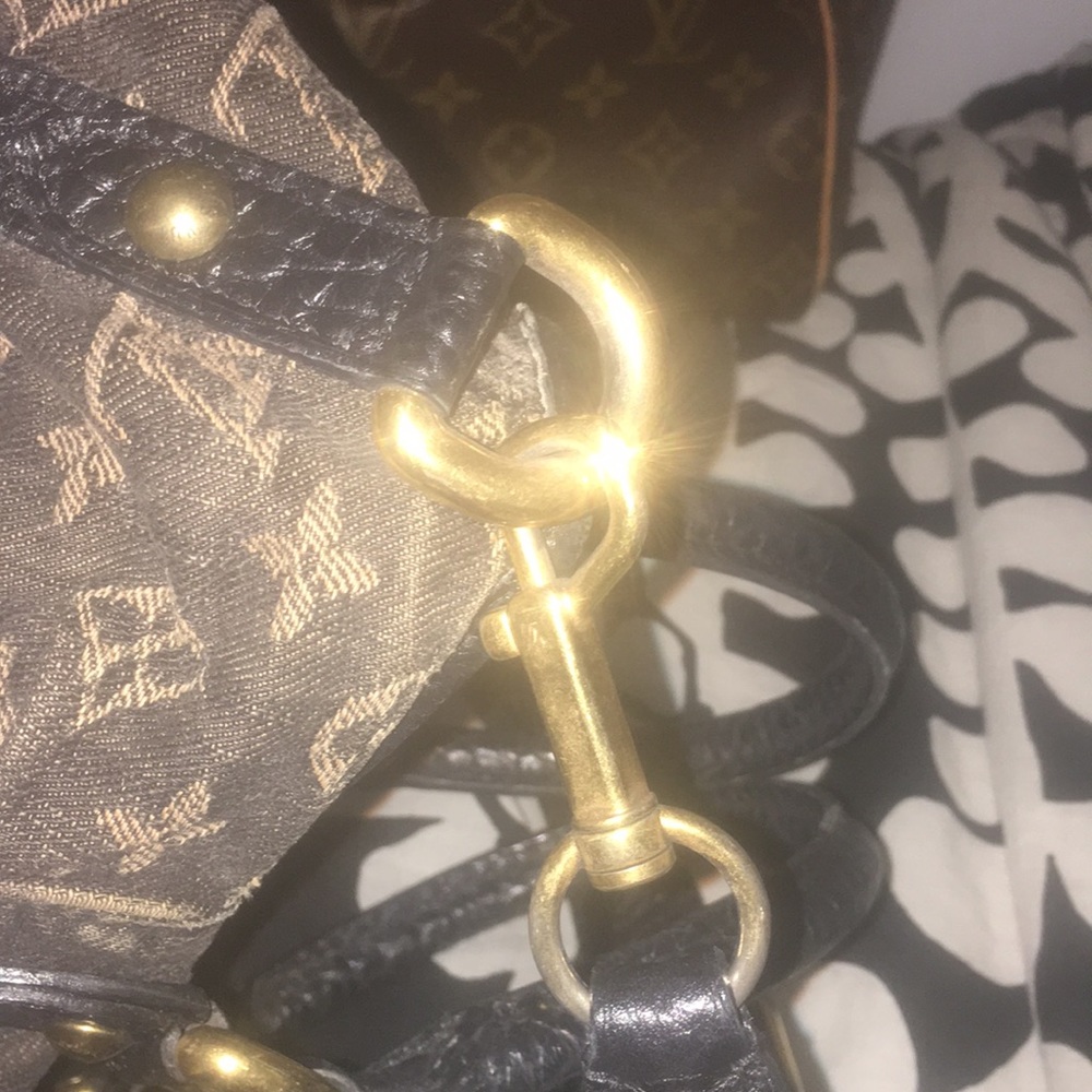 ❤️LOUIS VUITTON DENIM CABBY❤️ - Picture 5 of 8